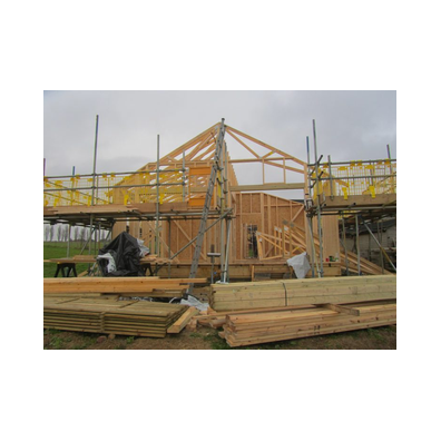Kit with roof trusses